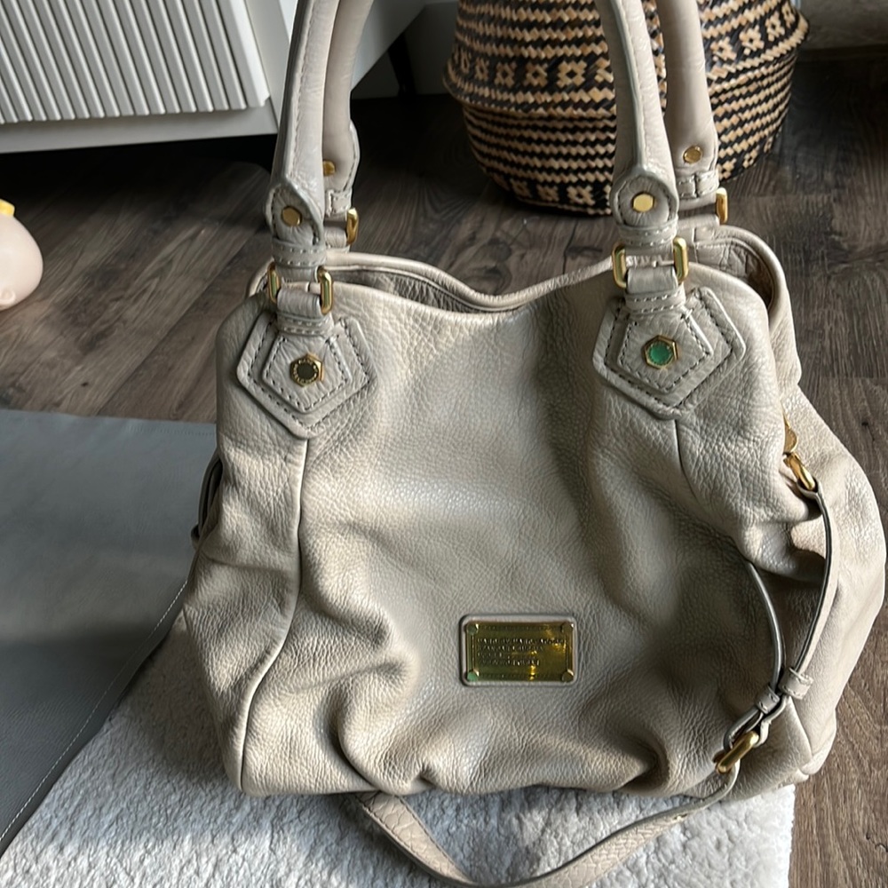 Marc jacobs leather purse